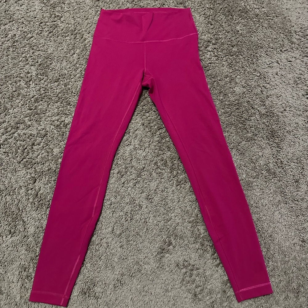Lululemon Athletica vibrant fuscia pink Women’s leggings size 8 high waisted